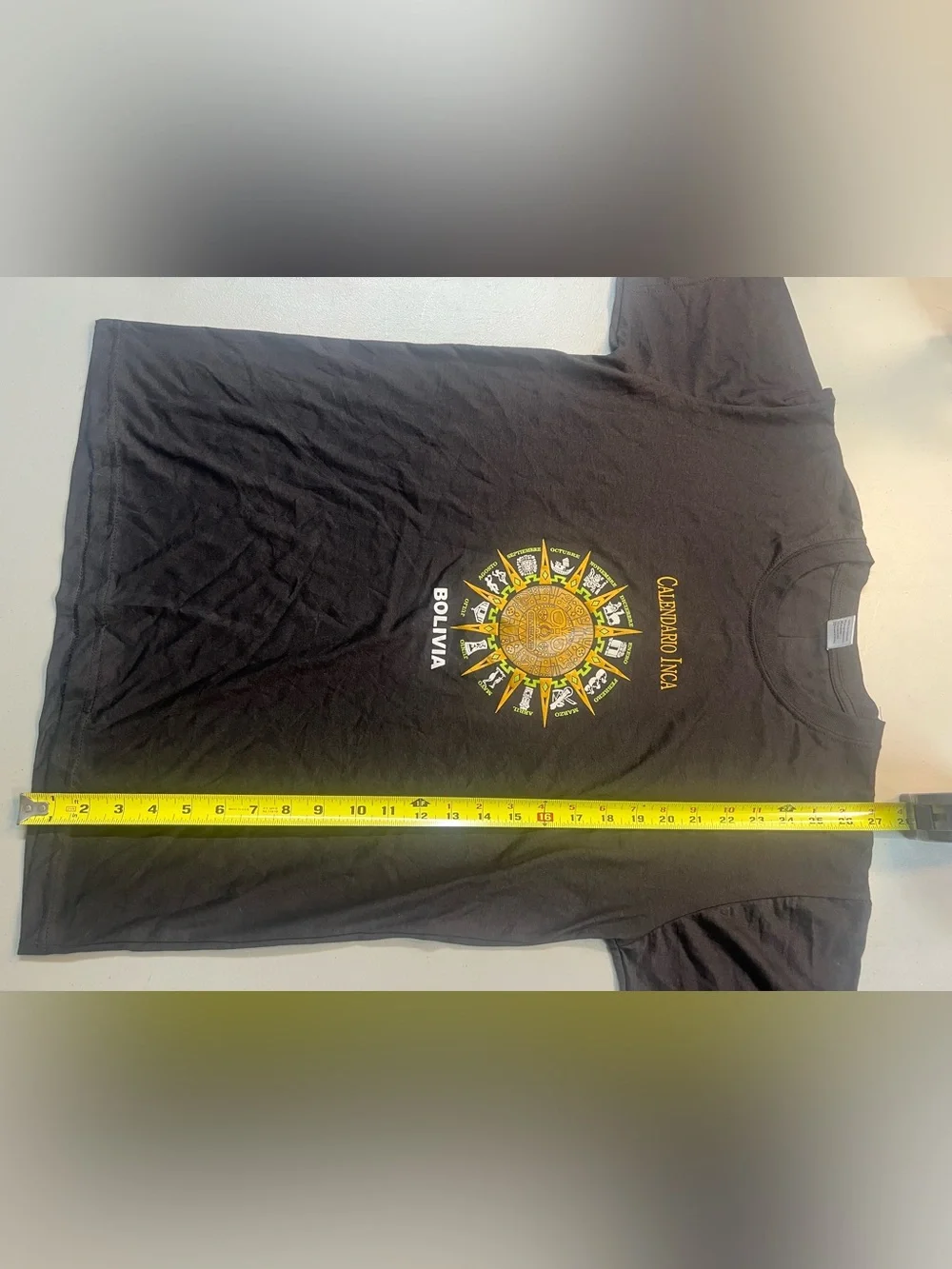 Calendario Inca Bolivia Graphic T-Shirt Black Medium 100% Cotton Travel Souvenir